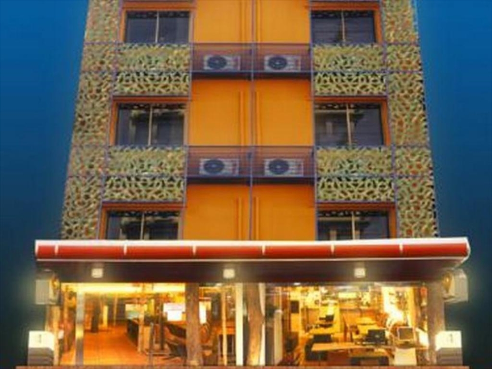 ไดมอนด์ เฮ้าส์, โรงแรม